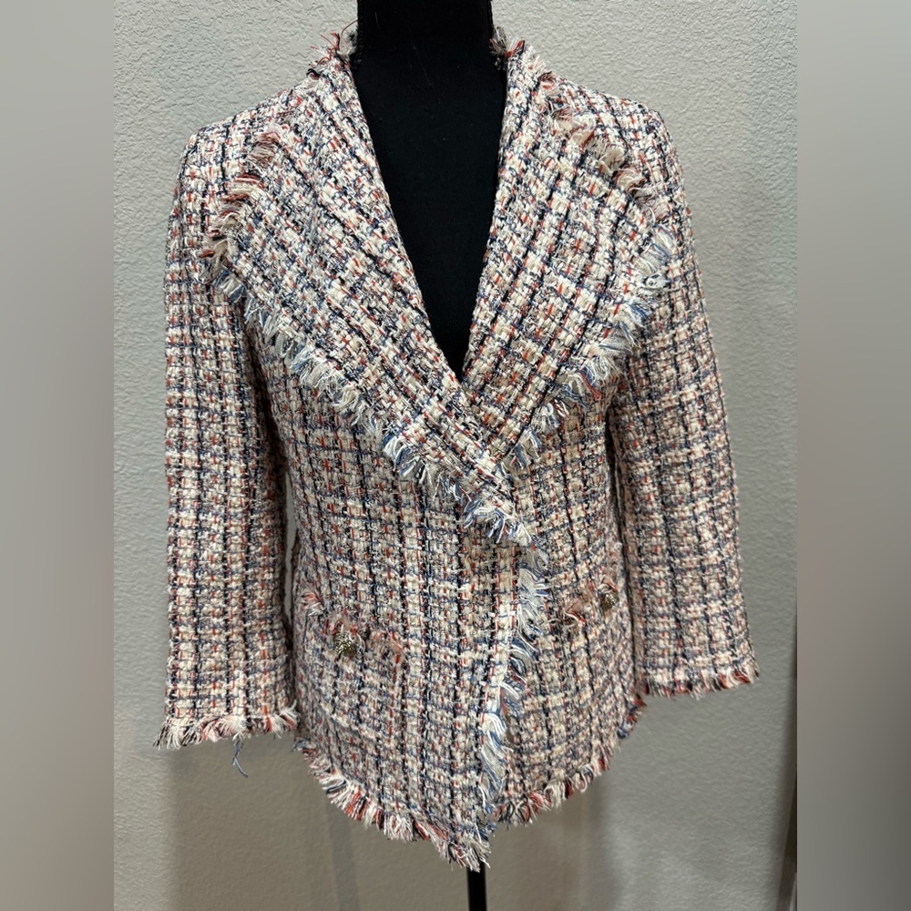 Ann Klein Blazer with Tailored Fit and Classic Lapels